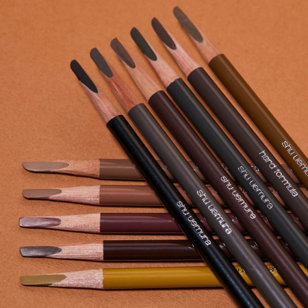 Shu Uemura Карандаш для бровей Hard Formula